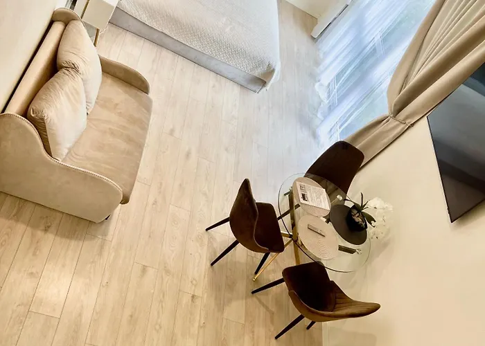 Seaside 3 מלון *